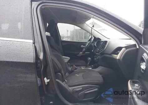 2017 Jeep Cherokee Latitude 4X4 z USA, uszkodzony, nr VIN 1C4PJMCS2HW599671